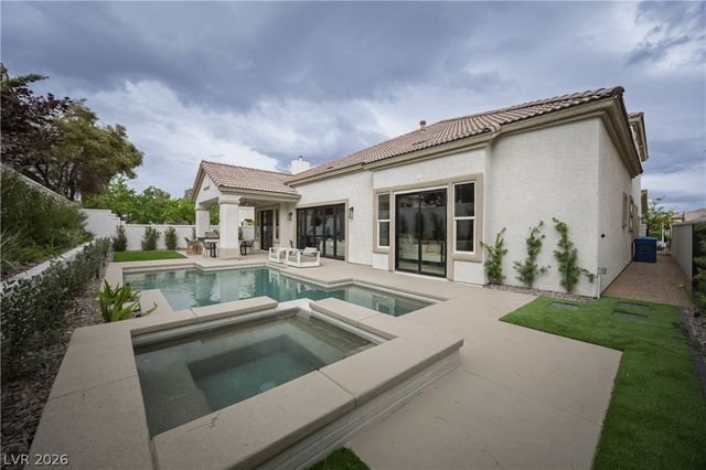 305 Prince Charming Court, Las Vegas, NV 89145