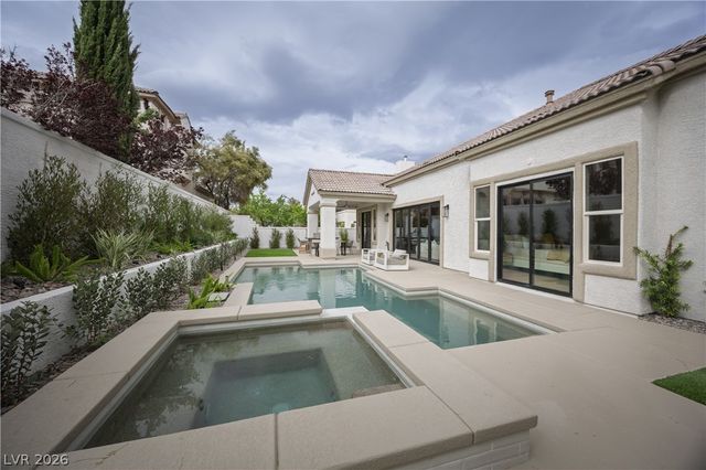 305 Prince Charming Court, Las Vegas, NV 89145