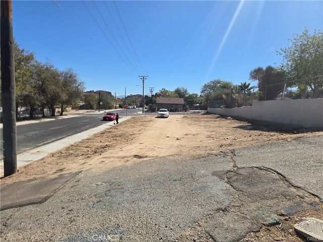 0 third st, Victorville, CA 92395