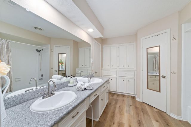 13 Woodhaven Wood Drive, The Woodlands, TX 77380