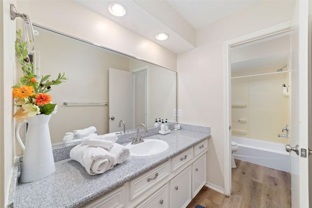 13 Woodhaven Wood Drive, The Woodlands, TX 77380