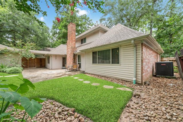 13 Woodhaven Wood Drive, The Woodlands, TX 77380
