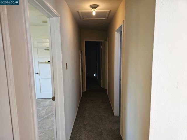 950 Kelvin Ct, El Sobrante, CA 94803