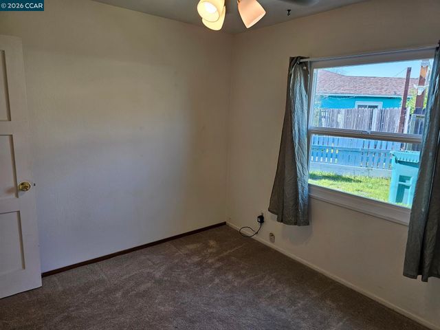 950 Kelvin Ct, El Sobrante, CA 94803