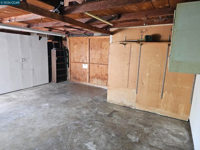 950 Kelvin Ct, El Sobrante, CA 94803