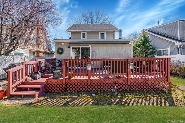 33 Harding Avenue, Lynbrook, NY 11563