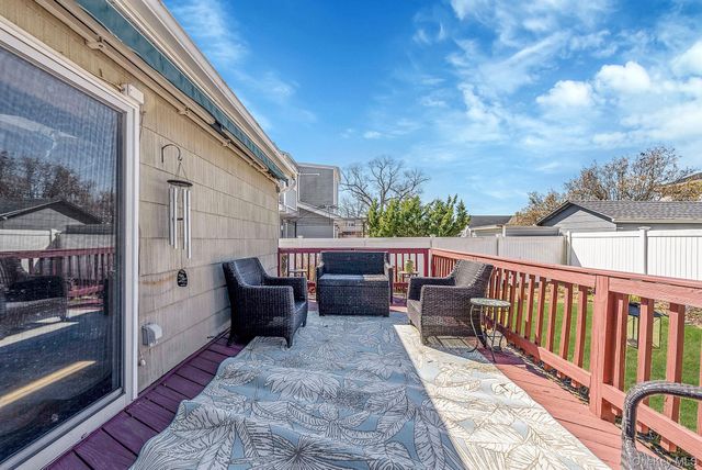 33 Harding Avenue, Lynbrook, NY 11563