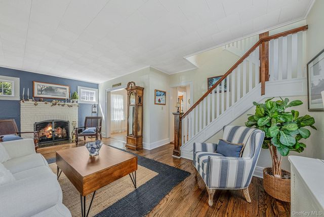 33 Harding Avenue, Lynbrook, NY 11563