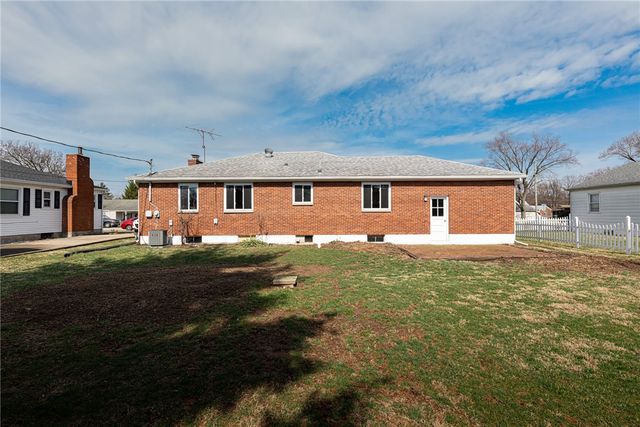 5008 Dinsmore Road, West Carrollton, OH 45449