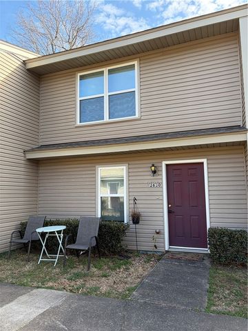 2630 E Kantz Drive, Fayetteville, AR 72703