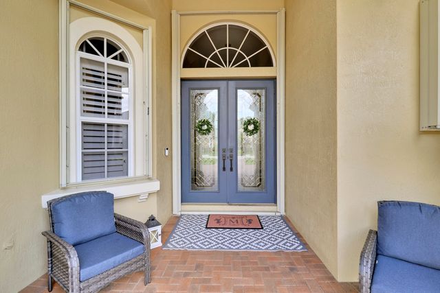 8726 Tompson Point Road, Port St. Lucie, Port St Lucie, FL 34986