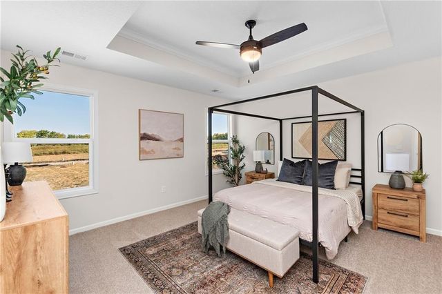 18970 W 193rd Terrace, Spring Hill, KS 66083