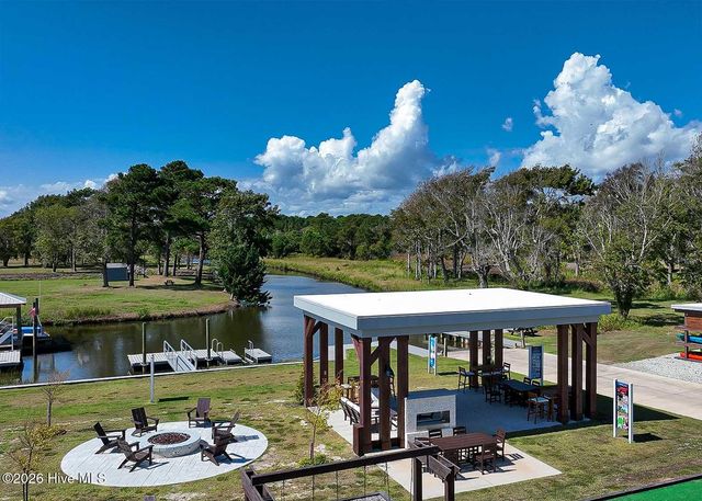 209 Bethea Street, Holly Ridge, NC 28445