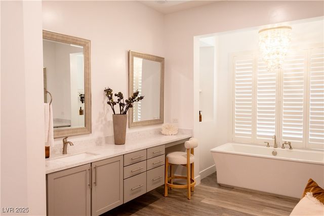 11181 Luna Blanca Drive, Las Vegas, NV 89138