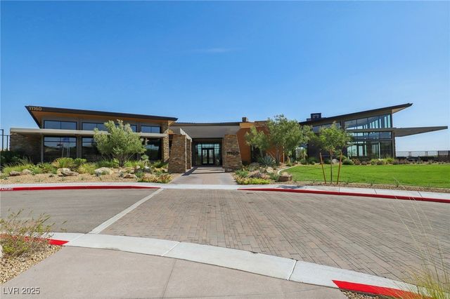 11181 Luna Blanca Drive, Las Vegas, NV 89138