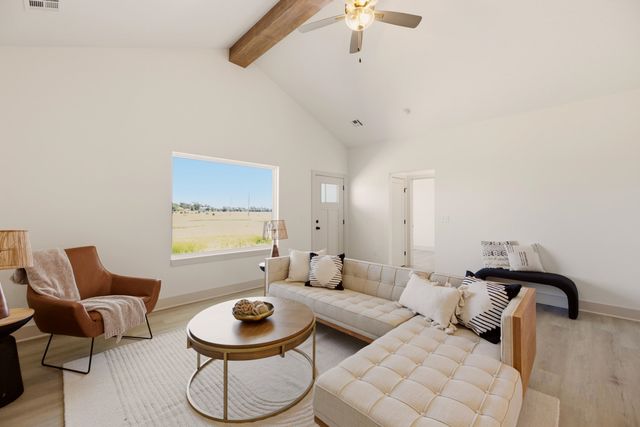3520 N Azalea St, Maize, KS 67223