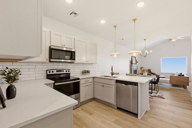 3520 N Azalea St, Maize, KS 67223