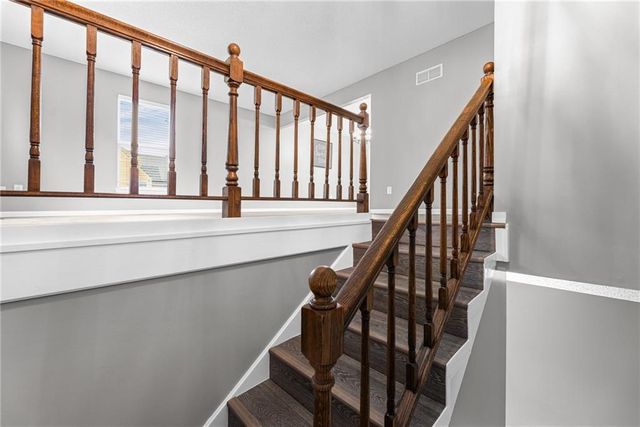 5709 Outlook Street, Mission, KS 66202