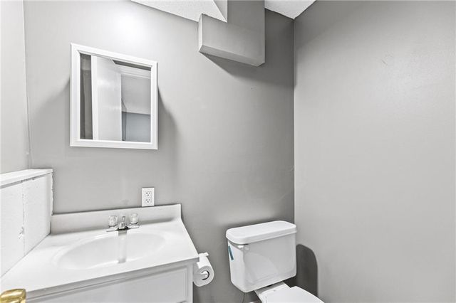 5709 Outlook Street, Mission, KS 66202