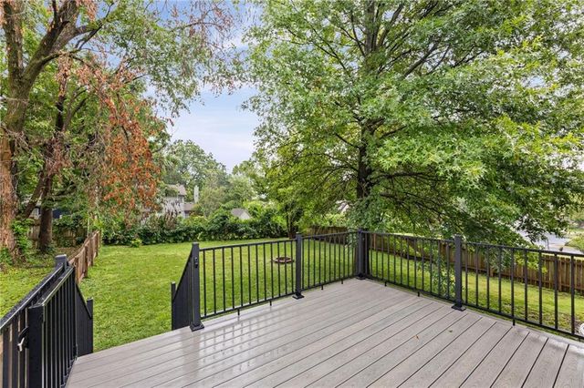 5709 Outlook Street, Mission, KS 66202