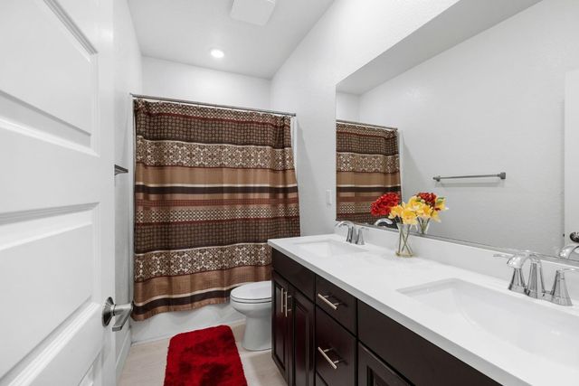 12849 Knightsbrook Ave, Rancho Cordova, CA 95742