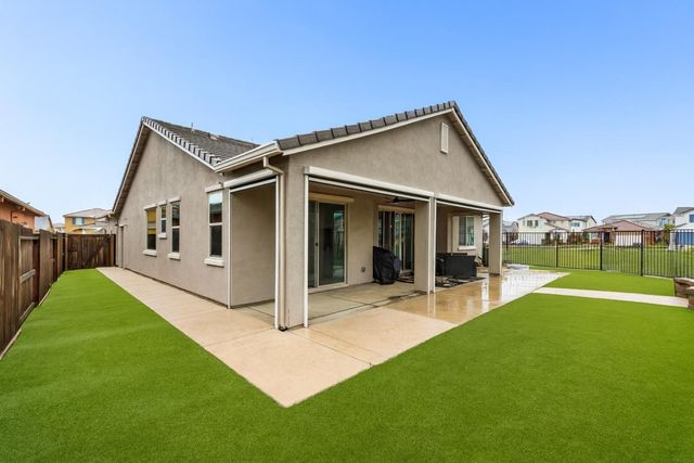 12849 Knightsbrook Ave, Rancho Cordova, CA 95742