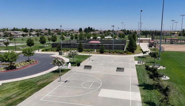 12849 Knightsbrook Ave, Rancho Cordova, CA 95742