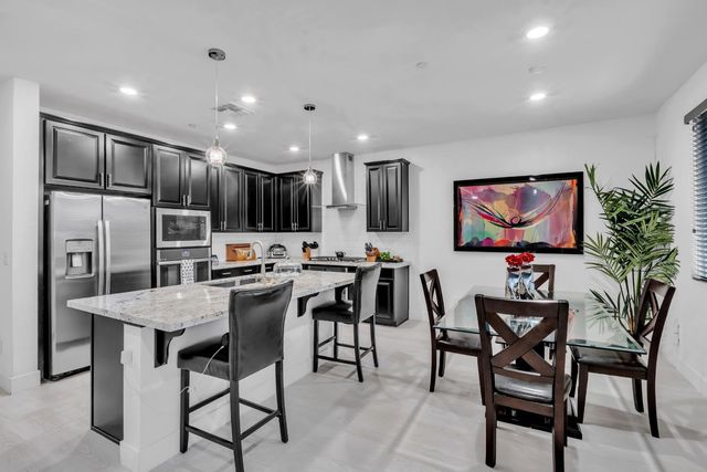 12849 Knightsbrook Ave, Rancho Cordova, CA 95742