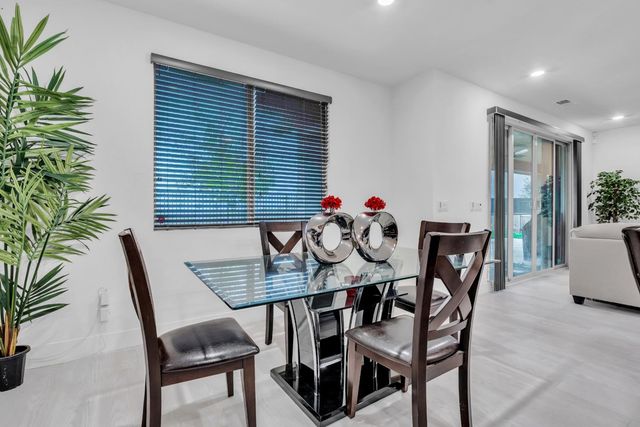 12849 Knightsbrook Ave, Rancho Cordova, CA 95742