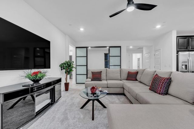 12849 Knightsbrook Ave, Rancho Cordova, CA 95742