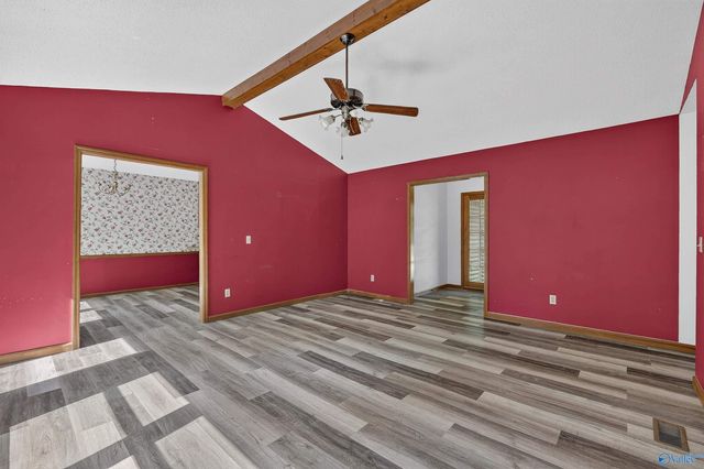 261 Glenview Drive, Estill Springs, TN 37330