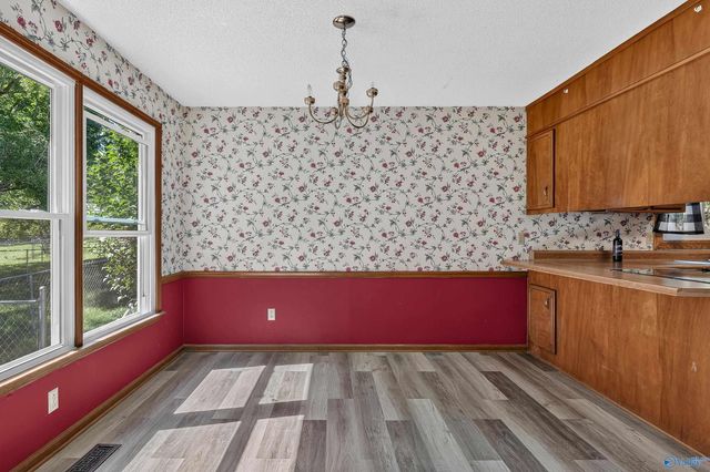 261 Glenview Drive, Estill Springs, TN 37330