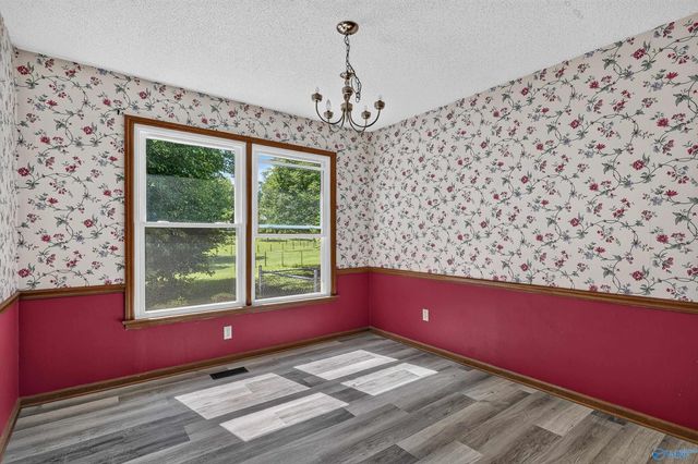 261 Glenview Drive, Estill Springs, TN 37330