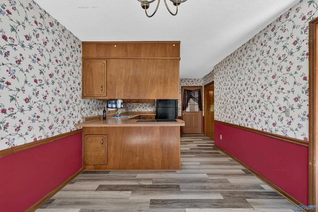 261 Glenview Drive, Estill Springs, TN 37330