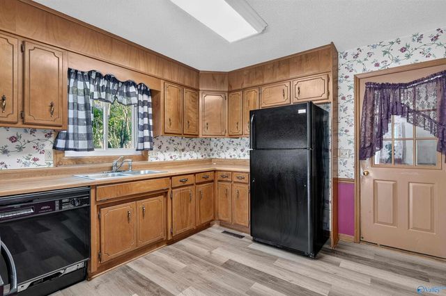 261 Glenview Drive, Estill Springs, TN 37330
