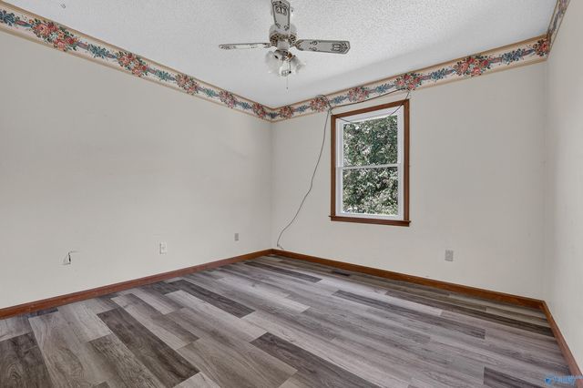 261 Glenview Drive, Estill Springs, TN 37330