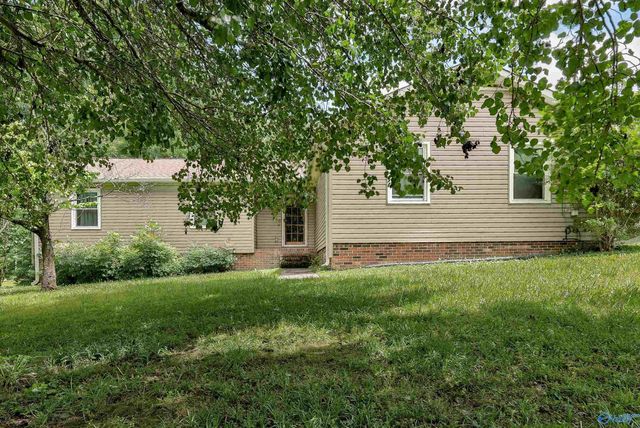 261 Glenview Drive, Estill Springs, TN 37330