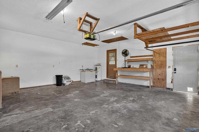 261 Glenview Drive, Estill Springs, TN 37330