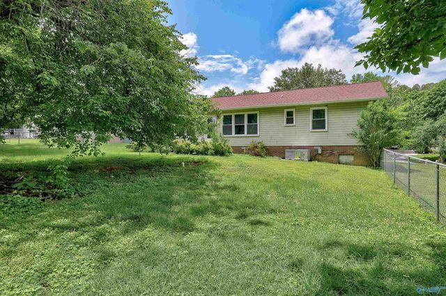 261 Glenview Drive, Estill Springs, TN 37330