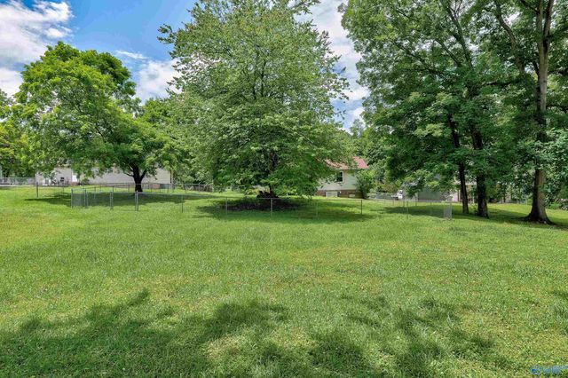 261 Glenview Drive, Estill Springs, TN 37330