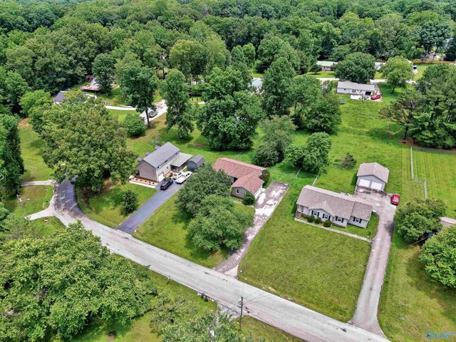 261 Glenview Drive, Estill Springs, TN 37330