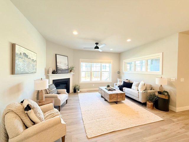 4743 Bellflower Drive, Deforest, WI 53532