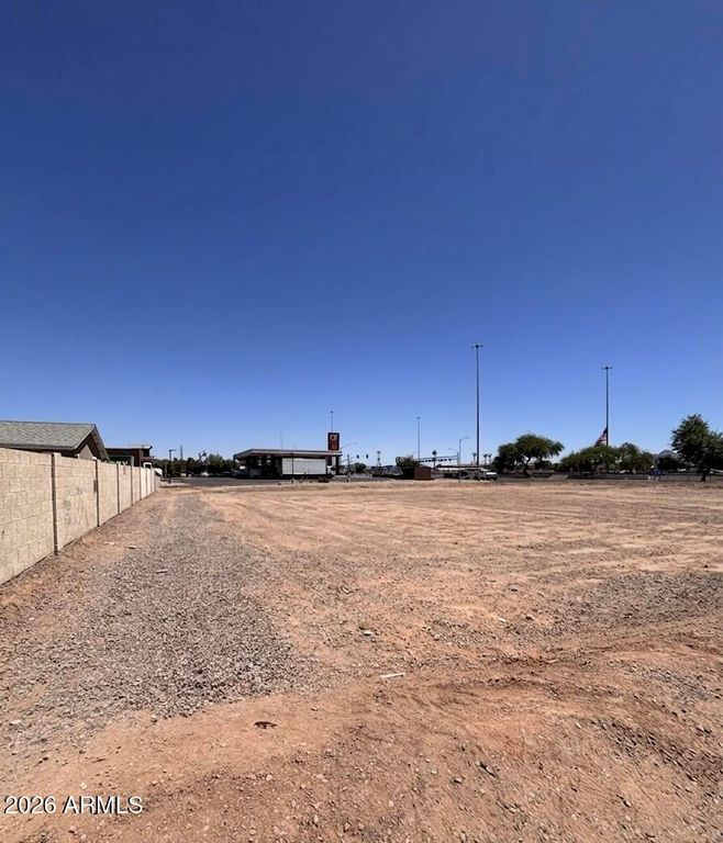 4810 N Black Canyon Highway 27, Phoenix, AZ 85017 — photo 2