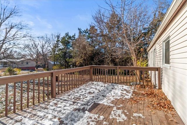 206 Hillcrest Drive, Warrensburg, MO 64093