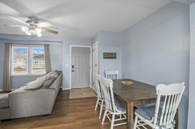 206 Hillcrest Drive, Warrensburg, MO 64093