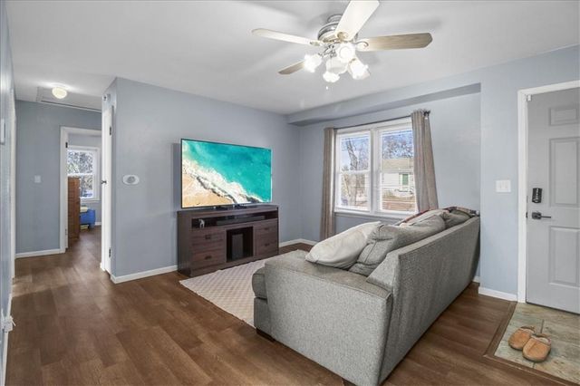 206 Hillcrest Drive, Warrensburg, MO 64093