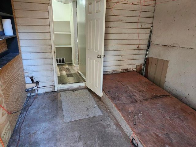 4200 N Thompkins Avenue, Bethany, OK 73008