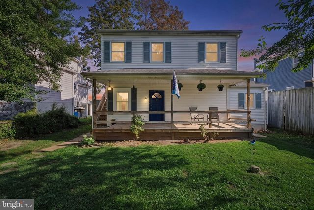 6832 LESLIE RD, Middle River, MD 21220
