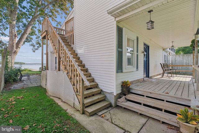 6832 LESLIE RD, Middle River, MD 21220