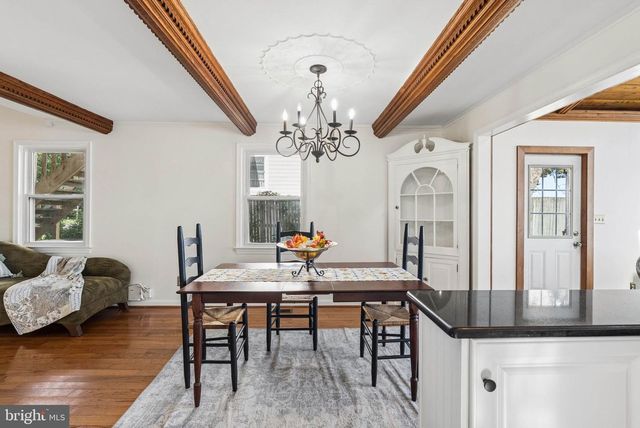 6832 LESLIE RD, Middle River, MD 21220